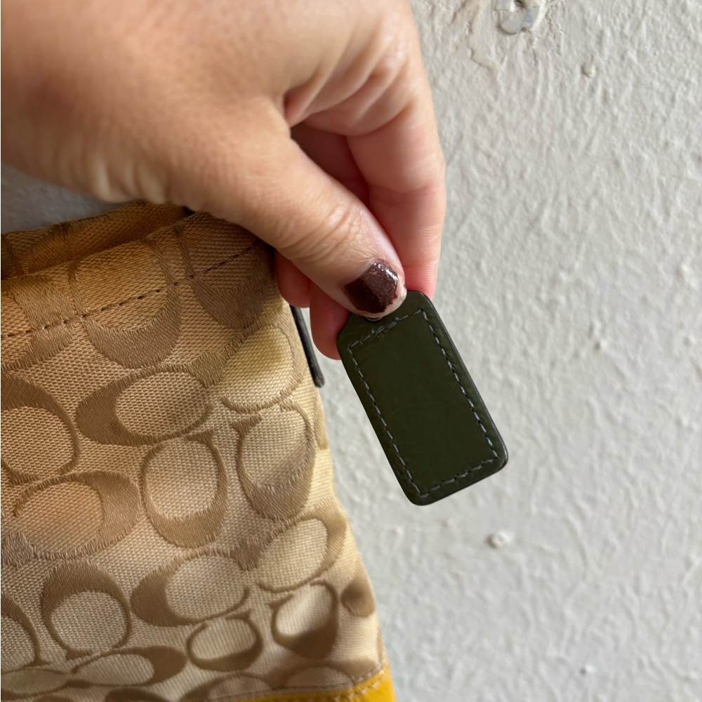 Coach Multicolor patchwork Signature Crossbody Bag - Picture 6 of 10